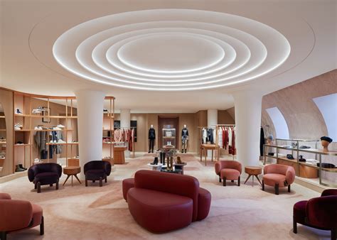 evoluzione flagship store hermes|hermes flagship store locations.